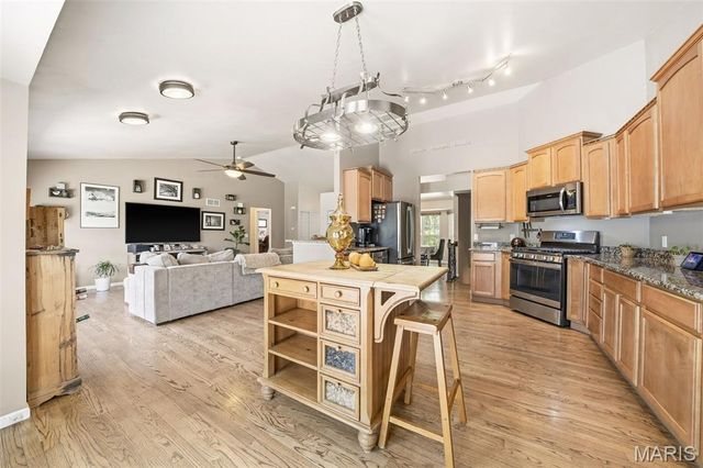 1753 Monet Drive, Dardenne Prairie, MO 63368