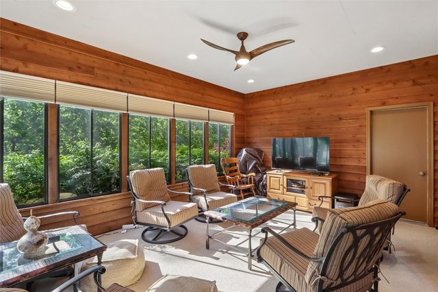 3057 Sandy Beach Road, Swisher, IA 52338