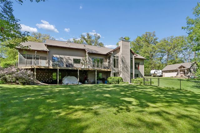 3057 Sandy Beach Road, Swisher, IA 52338