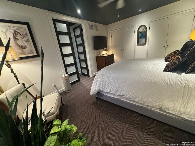 166 N NEW BRAUNFELS D, Alamo Heights, TX 78209