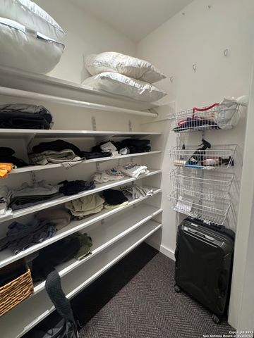 166 N NEW BRAUNFELS D, Alamo Heights, TX 78209