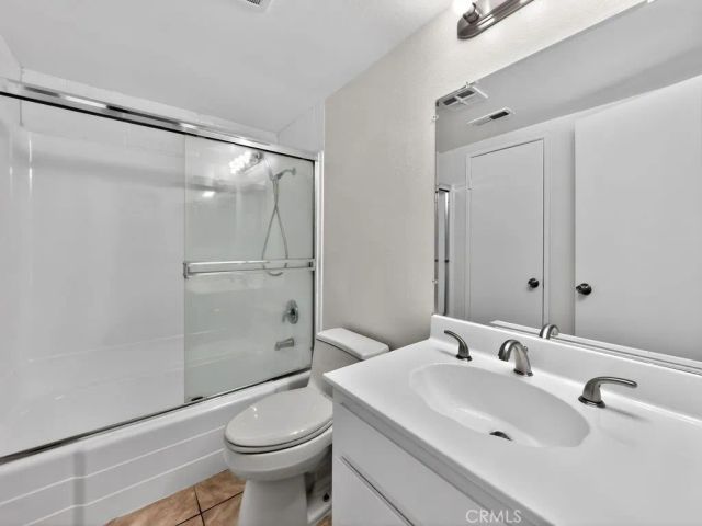 1381 S Walnut 2304, Anaheim, CA 92802
