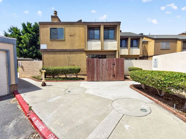 1381 S Walnut 2304, Anaheim, CA 92802