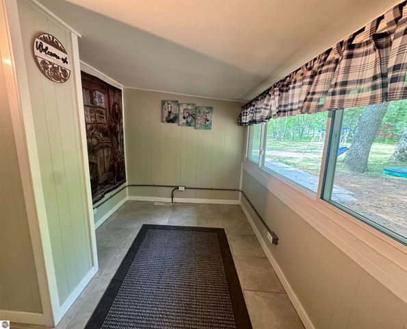 84 N Imperial Drive, Tawas City, MI 48763