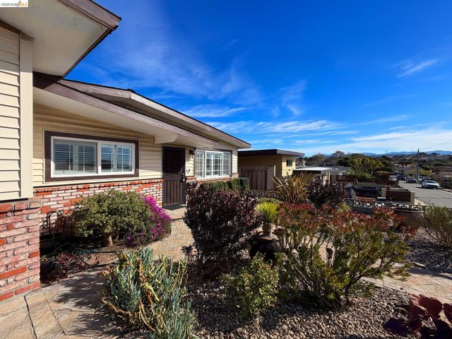 1732 Fernando St, Seaside, CA 93955