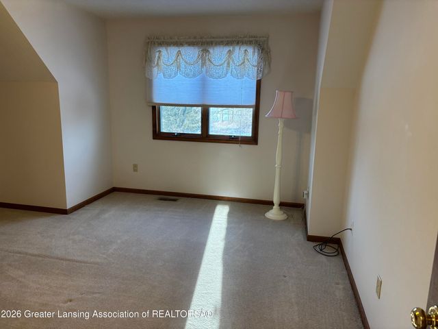 2626 E Grand Ledge Highway, Grand Ledge, MI 48837