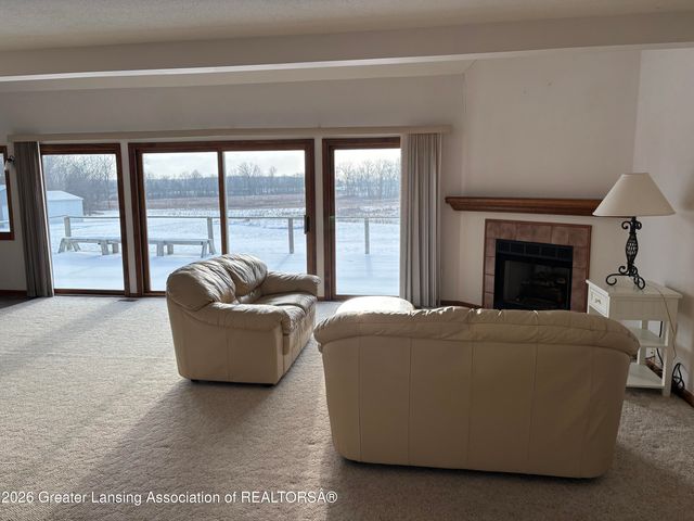 2626 E Grand Ledge Highway, Grand Ledge, MI 48837