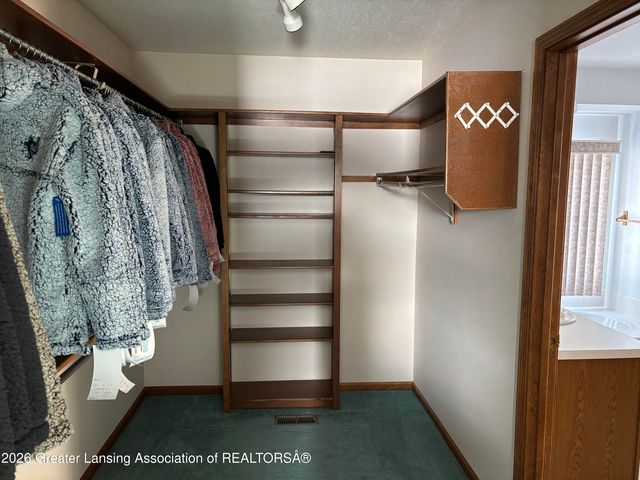 2626 E Grand Ledge Highway, Grand Ledge, MI 48837