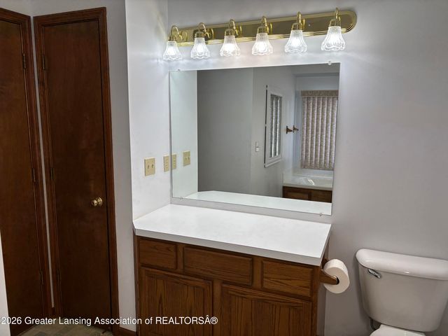 2626 E Grand Ledge Highway, Grand Ledge, MI 48837