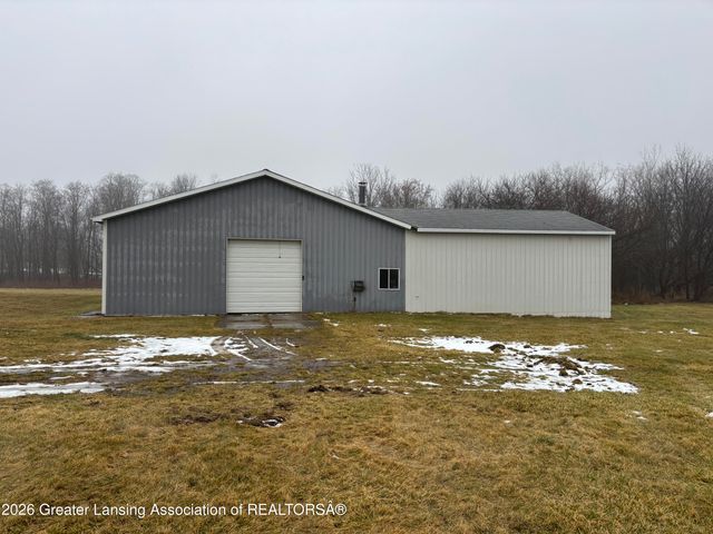 2626 E Grand Ledge Highway, Grand Ledge, MI 48837