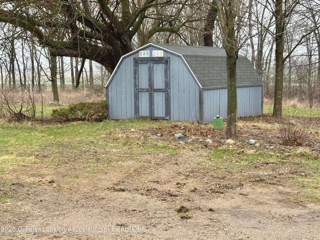2626 E Grand Ledge Highway, Grand Ledge, MI 48837