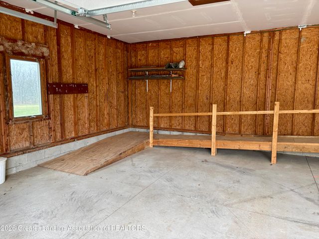 2626 E Grand Ledge Highway, Grand Ledge, MI 48837