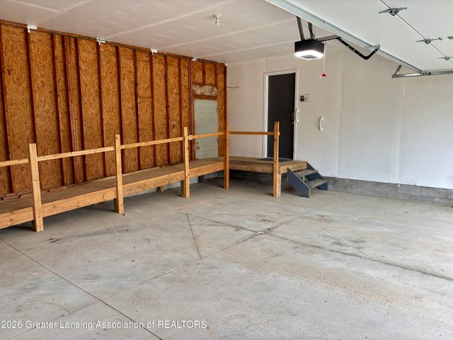 2626 E Grand Ledge Highway, Grand Ledge, MI 48837