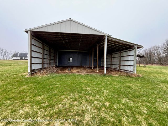2626 E Grand Ledge Highway, Grand Ledge, MI 48837