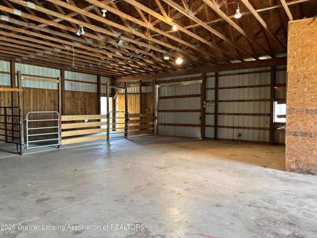 2626 E Grand Ledge Highway, Grand Ledge, MI 48837