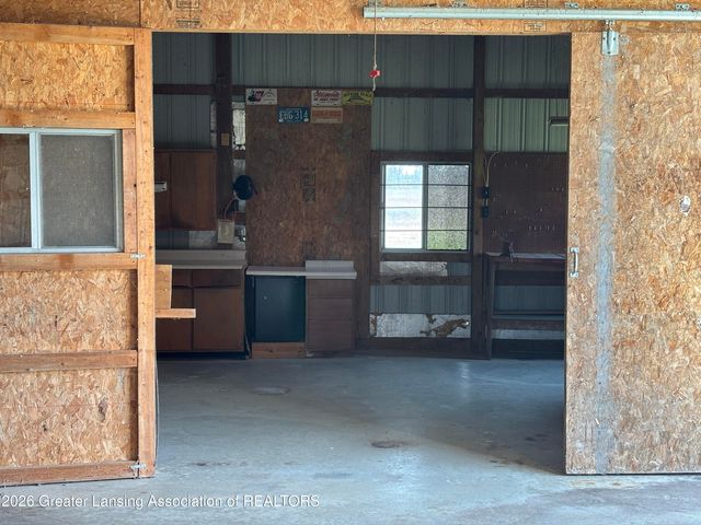 2626 E Grand Ledge Highway, Grand Ledge, MI 48837