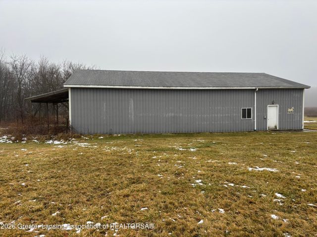 2626 E Grand Ledge Highway, Grand Ledge, MI 48837