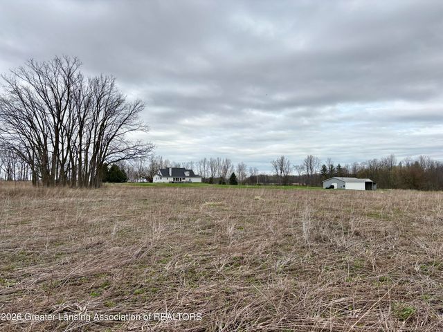 2626 E Grand Ledge Highway, Grand Ledge, MI 48837