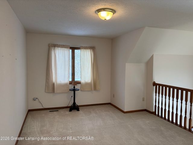 2626 E Grand Ledge Highway, Grand Ledge, MI 48837