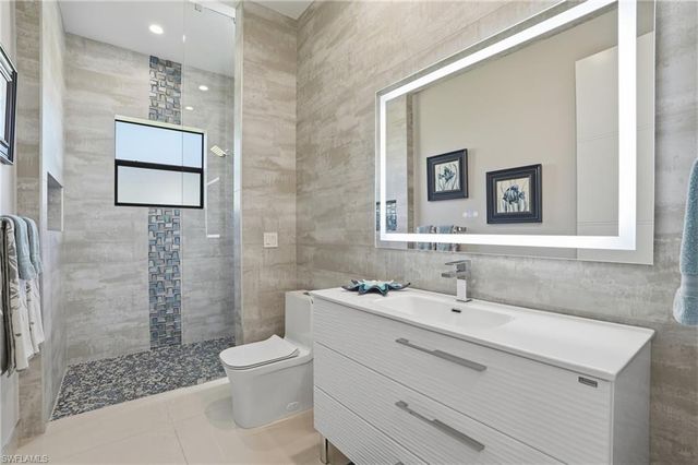 5600 Briarcliff RD, Fort Myers, FL 33912