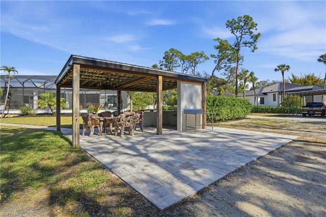 5600 Briarcliff RD, Fort Myers, FL 33912