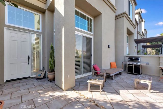 19328 Surfwave Drive, Huntington Beach, CA 92648