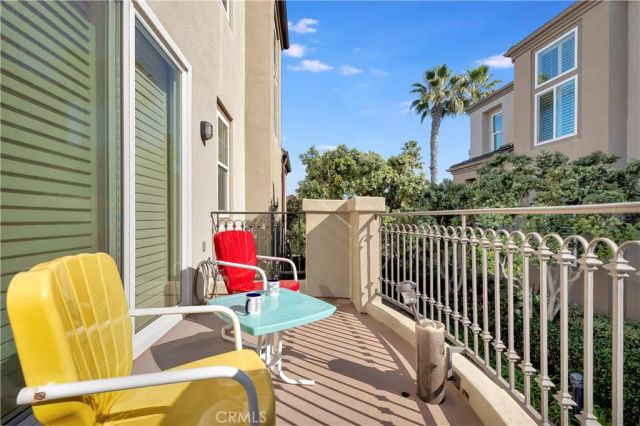 19328 Surfwave Drive, Huntington Beach, CA 92648