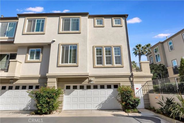19328 Surfwave Drive, Huntington Beach, CA 92648