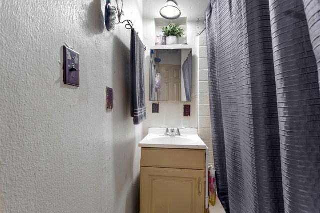 2431 Britton Drive, Dallas, TX 75216