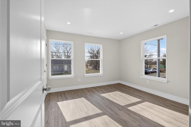 28 NEW ST, Salem, NJ 08079