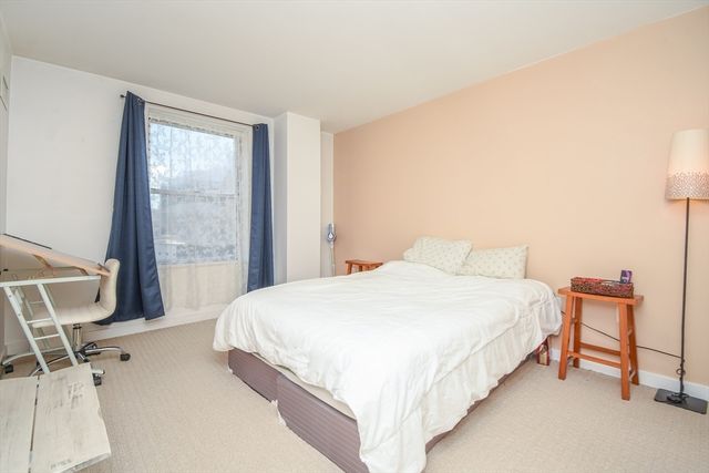 16 Miner St 303, Boston, MA 02215