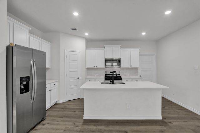 9713 Cherrywood Way, Aubrey, TX 76227