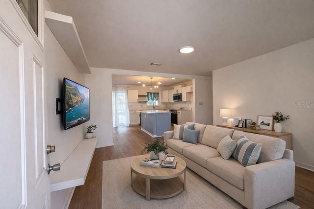 509 CLAYTON CIRCLE, Winter Haven, FL 33880