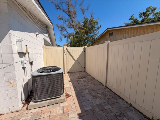 509 CLAYTON CIRCLE, Winter Haven, FL 33880