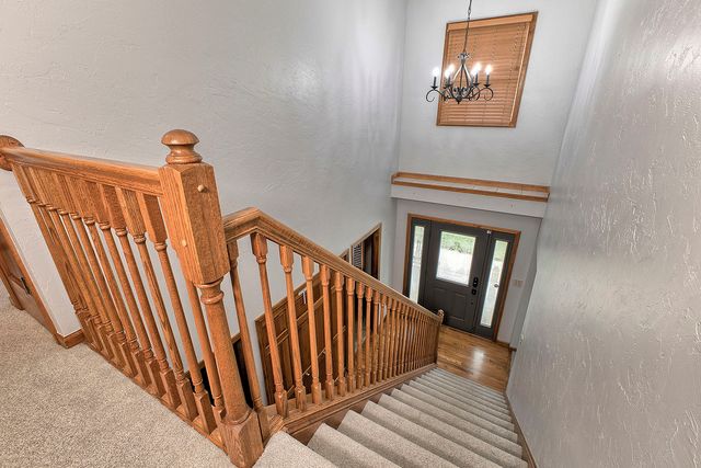 11227 Pershing DRIVE, North Huntingdon, PA 15642