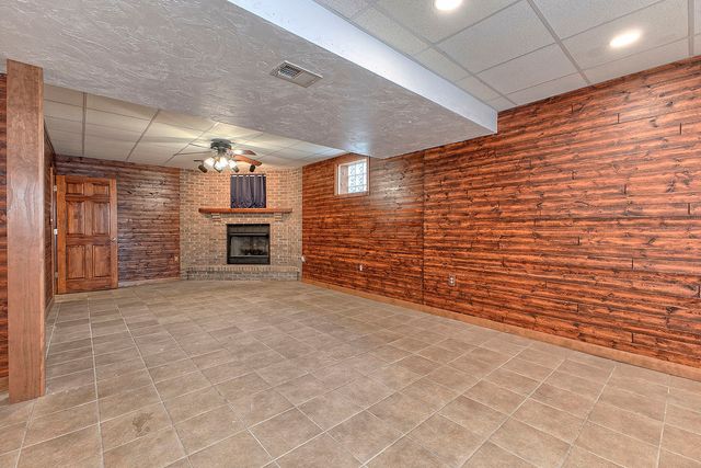 11227 Pershing DRIVE, North Huntingdon, PA 15642