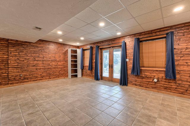 11227 Pershing DRIVE, North Huntingdon, PA 15642