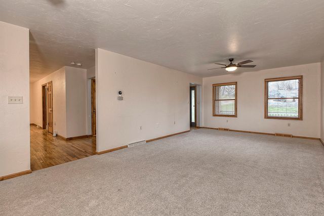 11227 Pershing DRIVE, North Huntingdon, PA 15642
