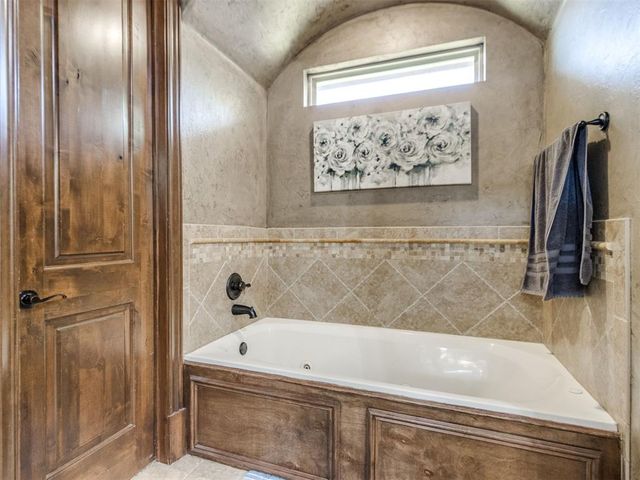 4343 Nicole Drive, Norman, OK 73072