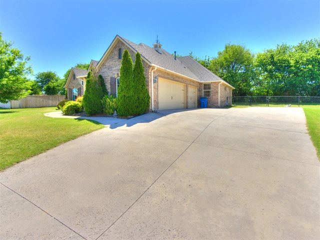 4343 Nicole Drive, Norman, OK 73072