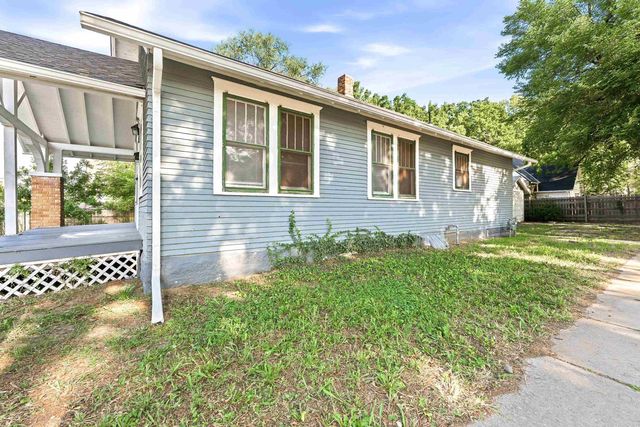 2626 E 13th St N, Wichita, KS 67214