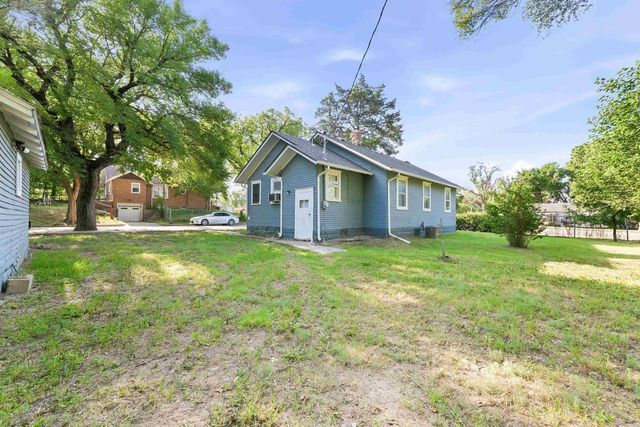 2626 E 13th St N, Wichita, KS 67214