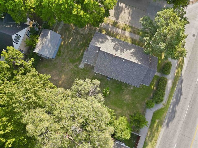 2626 E 13th St N, Wichita, KS 67214
