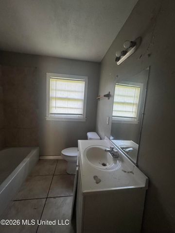 742 Kensington Place, Jackson, MS 39206