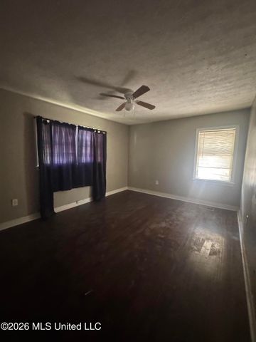 742 Kensington Place, Jackson, MS 39206