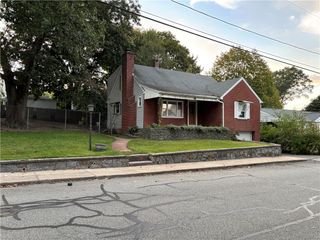 41 Pawtuxet Terrace, West Warwick, RI 02893