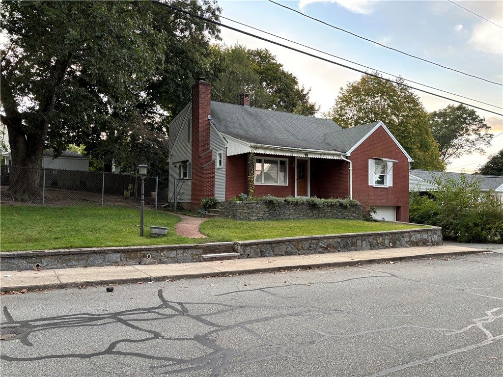 41 Pawtuxet Terrace, West Warwick, RI 02893