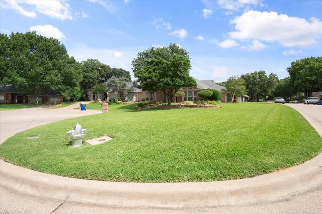 1 Amen Corner Court, Mansfield, TX 76063