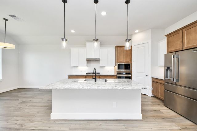 2920 Arbor Edge Crossing, Texas City, TX 77568