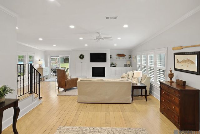 3644 Hyacinth Ave, Baton Rouge, LA 70808